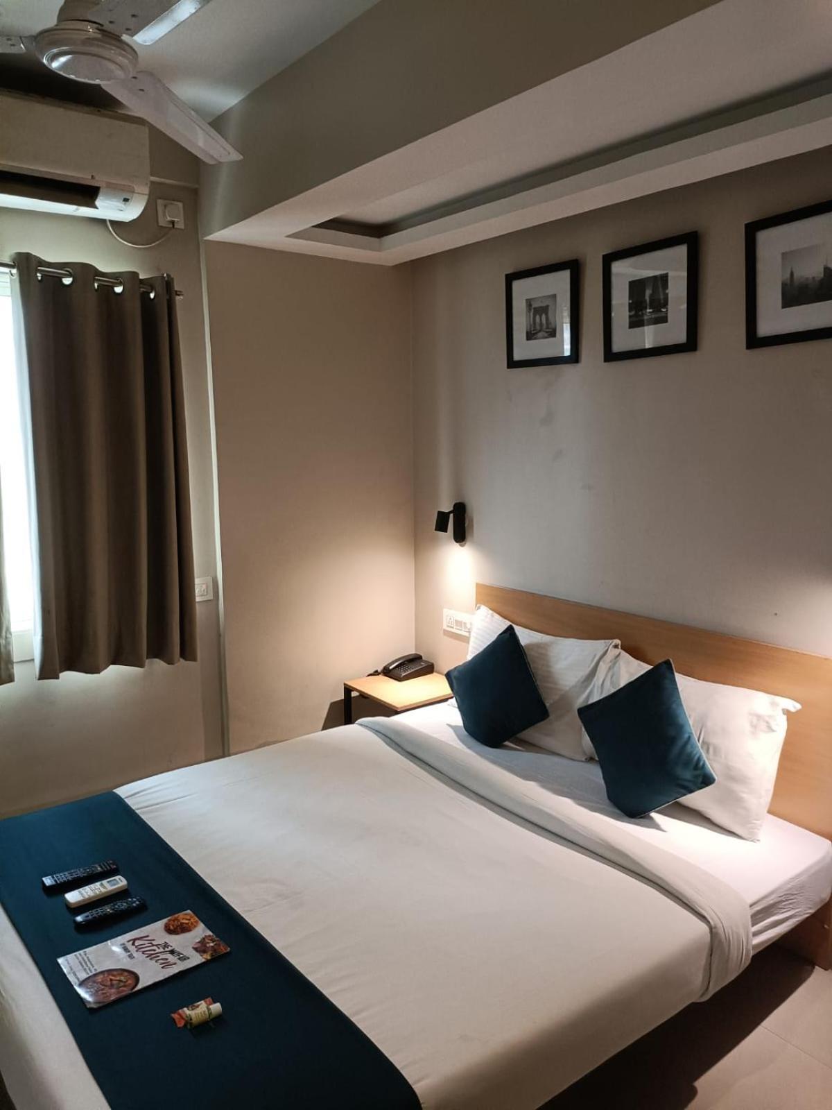 Hotel Mayfair Tower Calcutta Eksteriør billede